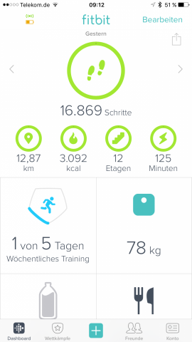 Fitbit hat seine App in den letzten Monaten stark überarbeitet. (Screenshot: Golem.de)